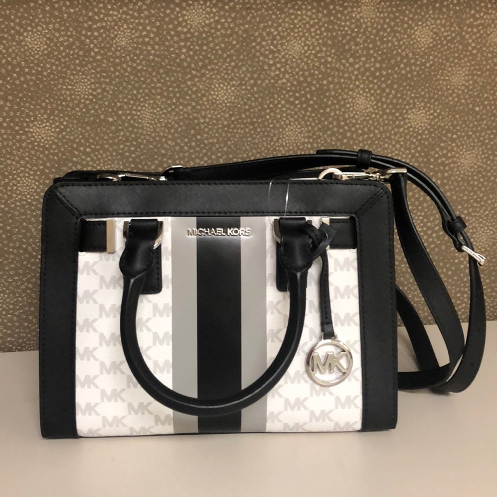 SOLD NWT Michael Kors Dillon TZ small handbag - Picture 1 of 11